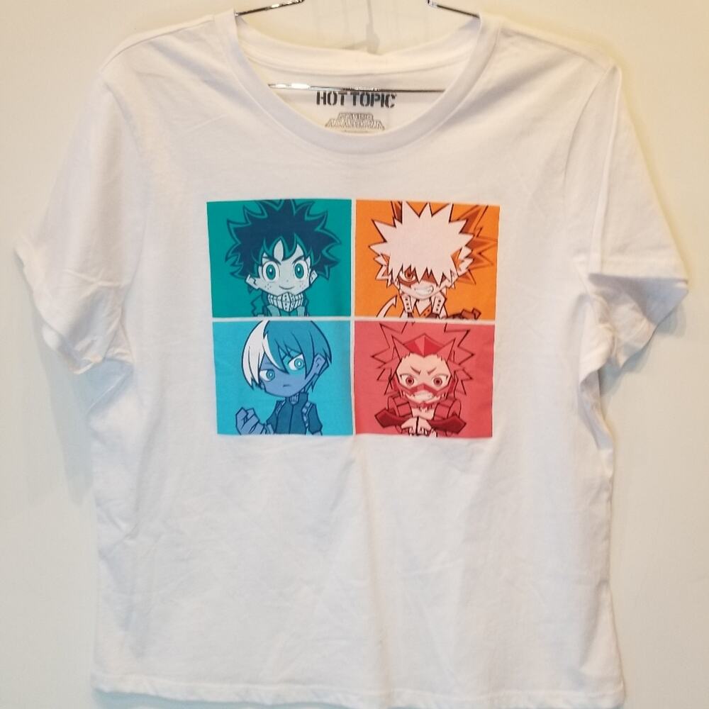 Hot Topic New My Hero Academia  Crop Tee‎ Anime Pop Culture Teenager Size XL